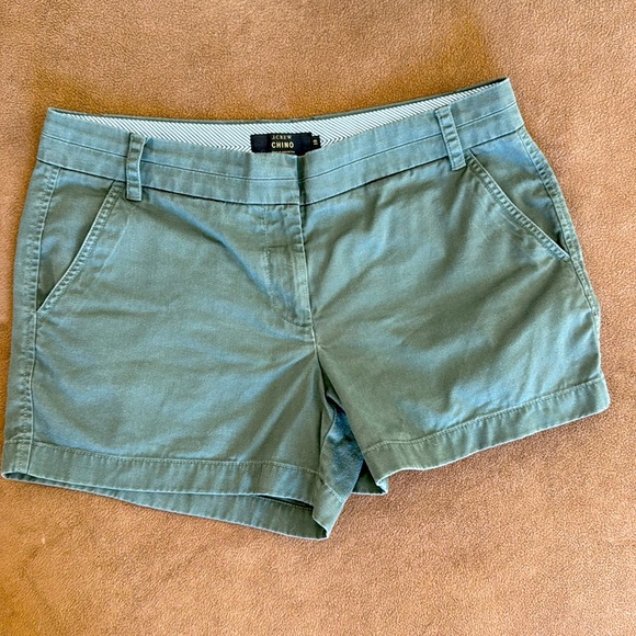 J Crew 4” Chino Shorts - Picture 1 of 4